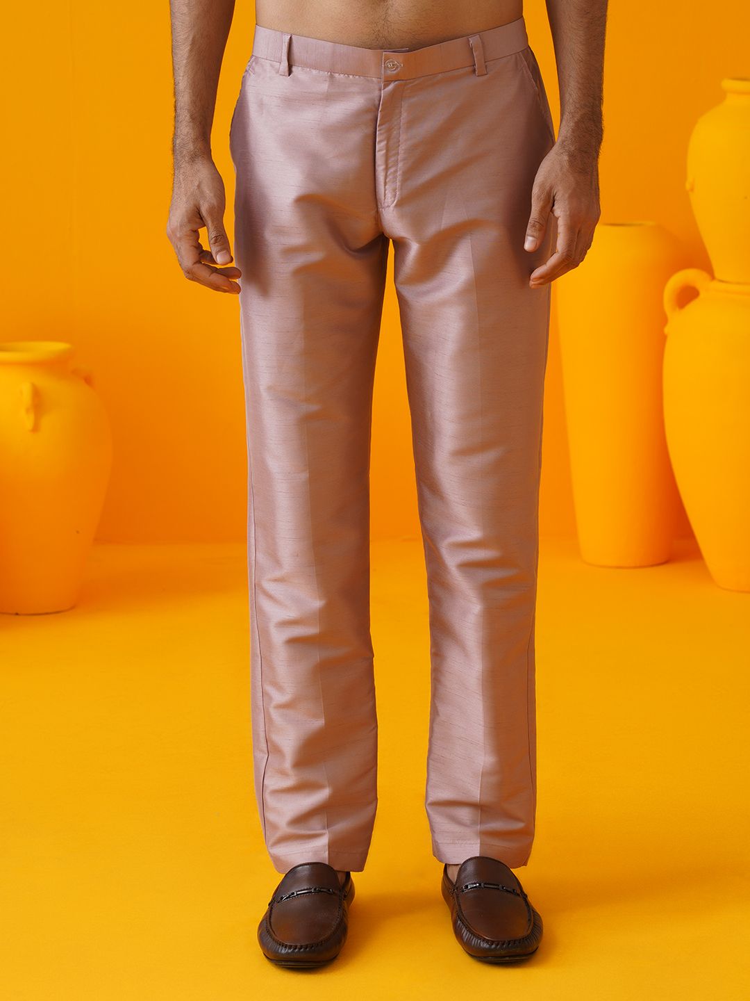 SOJANYA LUXE Motif Etnik Bersulam Kolar Mandarin Kurta Lurus & Seluar & Jaket