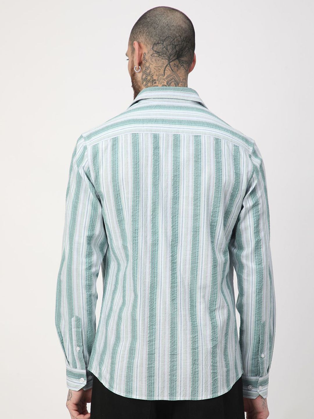 VASTRADO Men Striped Classic Slim Fit Cotton Casual Shirt