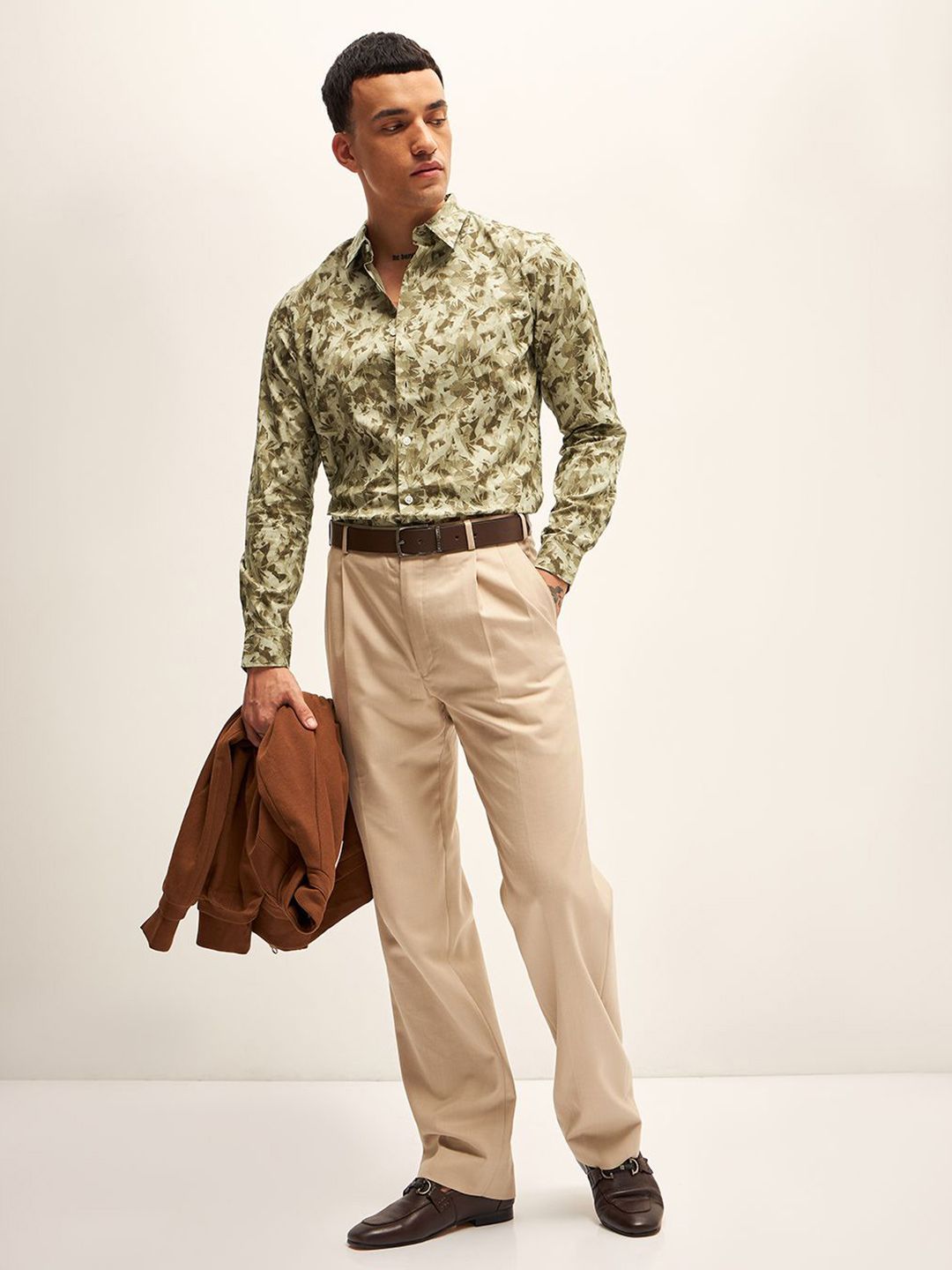 THE BEAR HOUSE Slim Fit Printed Casual Shirt