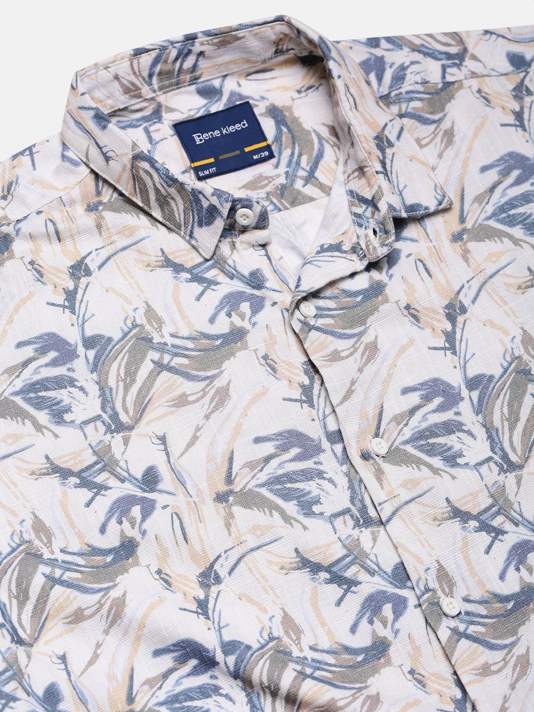 Bene Kleed Men Slim Fit Floral Printed Slub Texture Casual Shirt