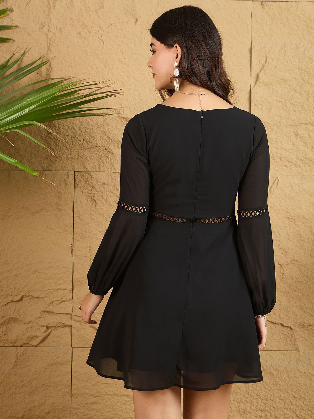Berrylush Women Bishop Sleeve A-Line Mini Dress