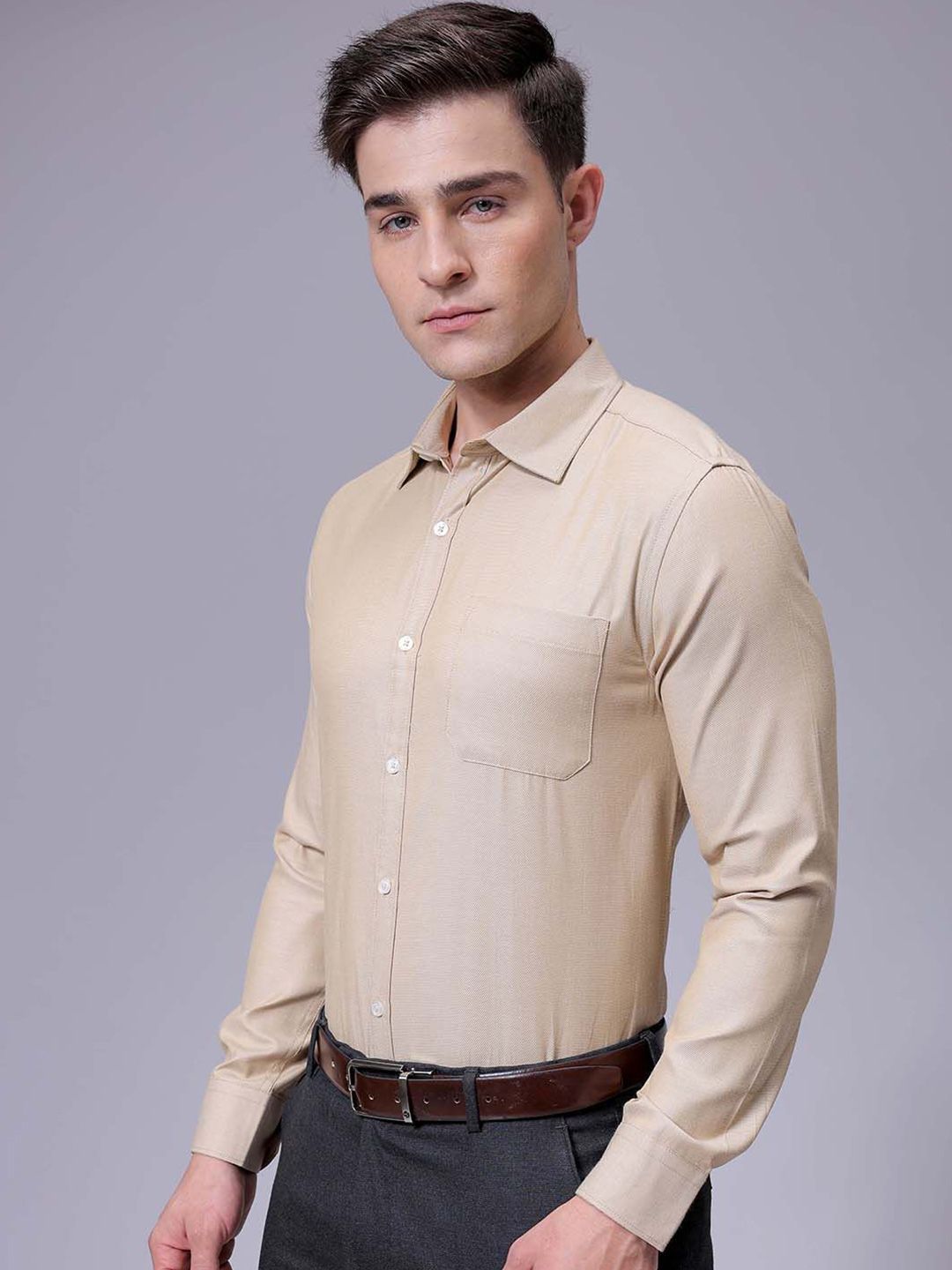 The Indian Garage Co. X Luxe Men Slim Fit Cutaway Collar Solid Formal Shirt