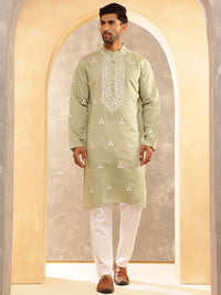 Anouk Men Sulam Kurta Biasa dengan Piyama