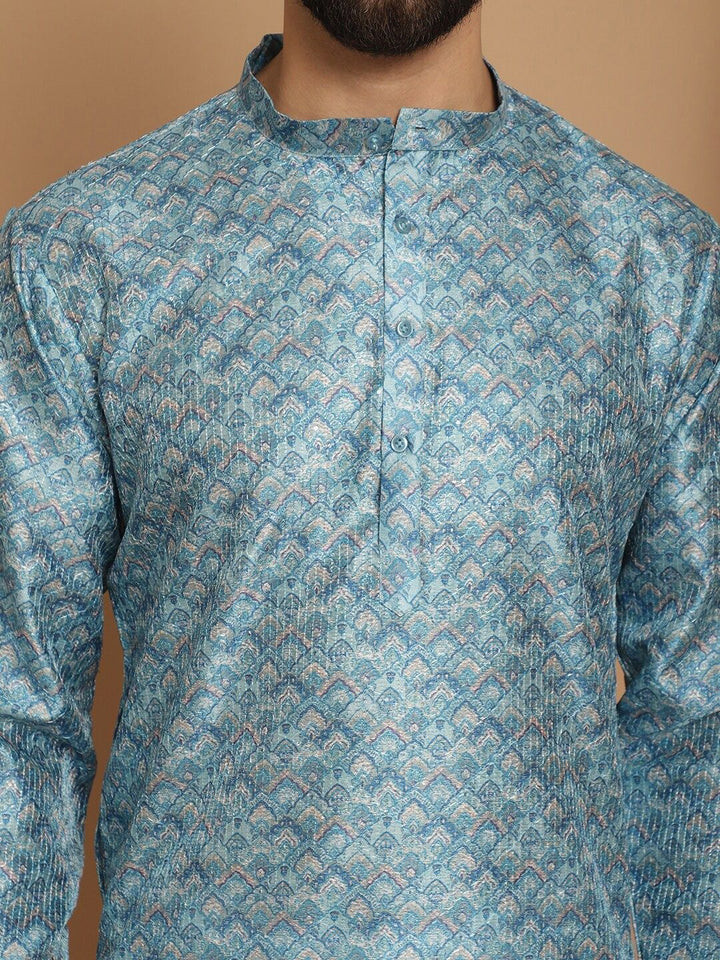 Motif Etnik Anouk Bercetak Kurta Lurus Dengan Churidar