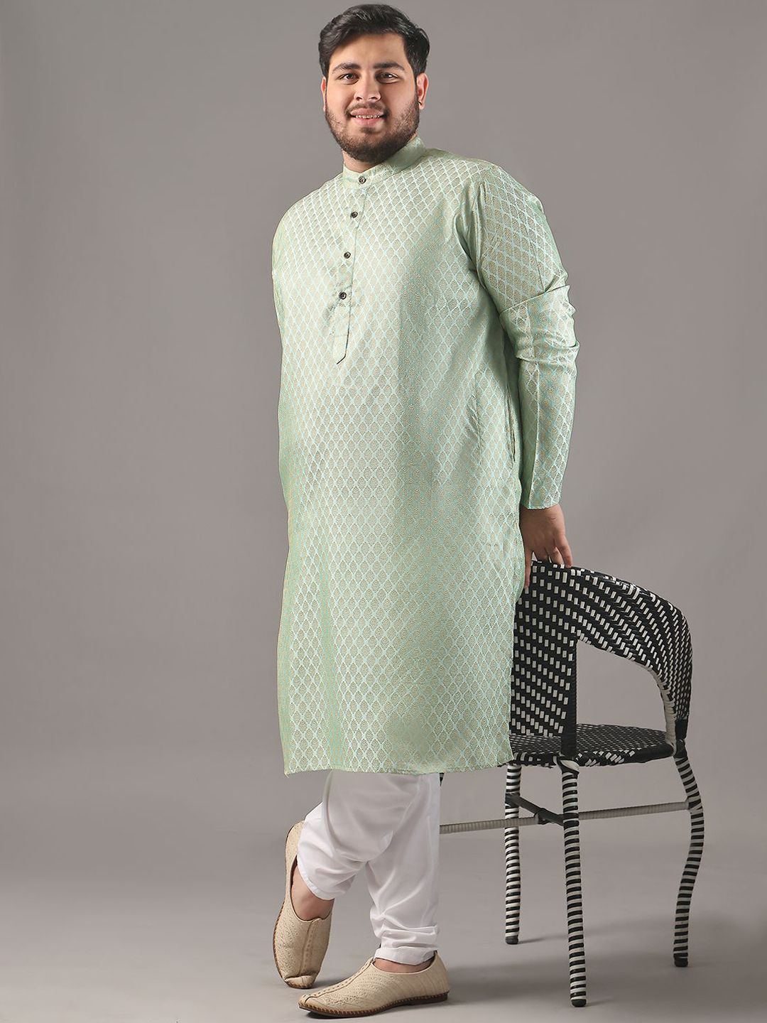 SOJANYA PLUS Plus Size Men Ethnic Motifs Woven Design Straight Kurta With Pyjamas
