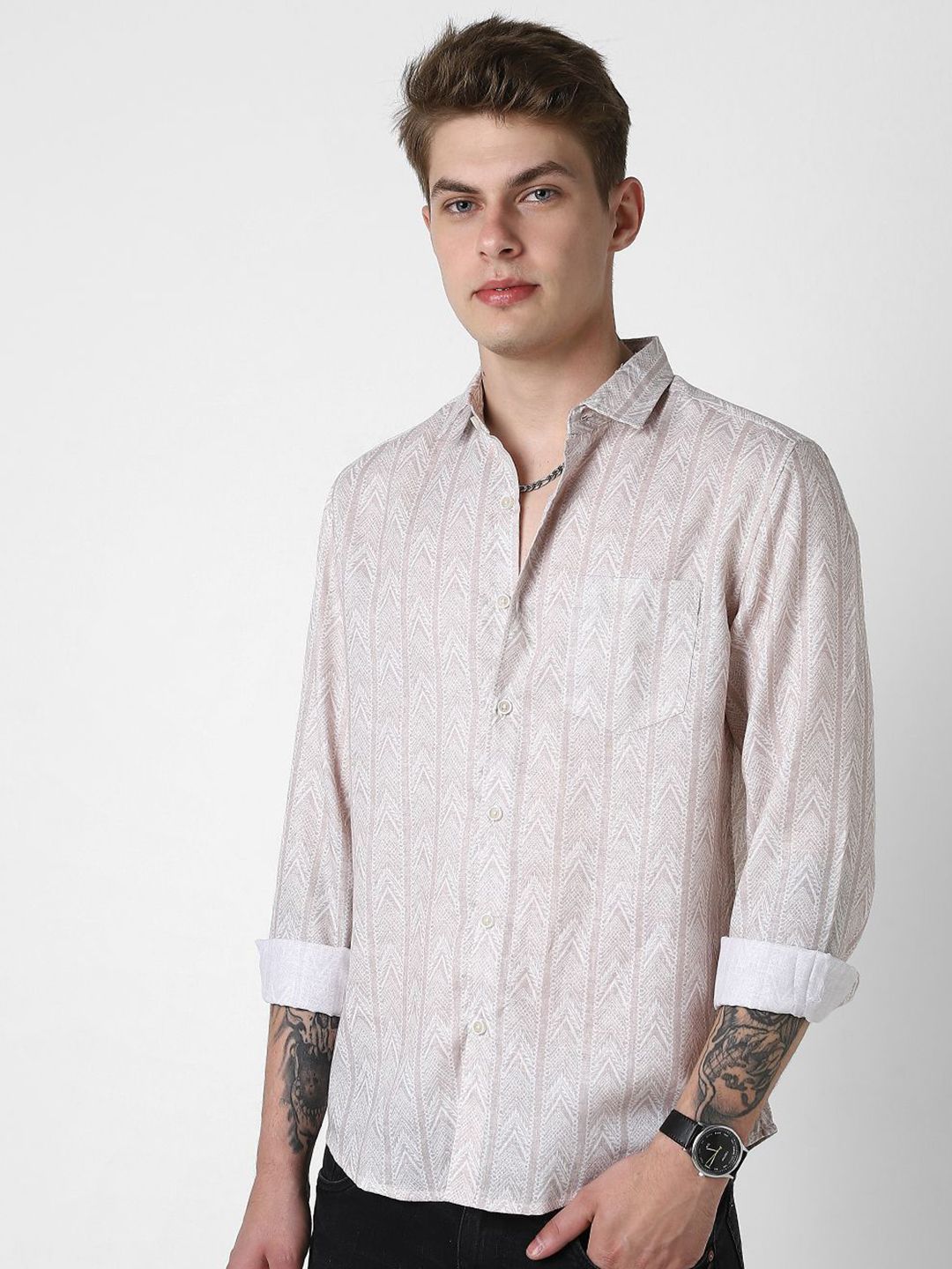 VASTRADO Men Classic Slim Fit Opaque Printed Casual Shirt