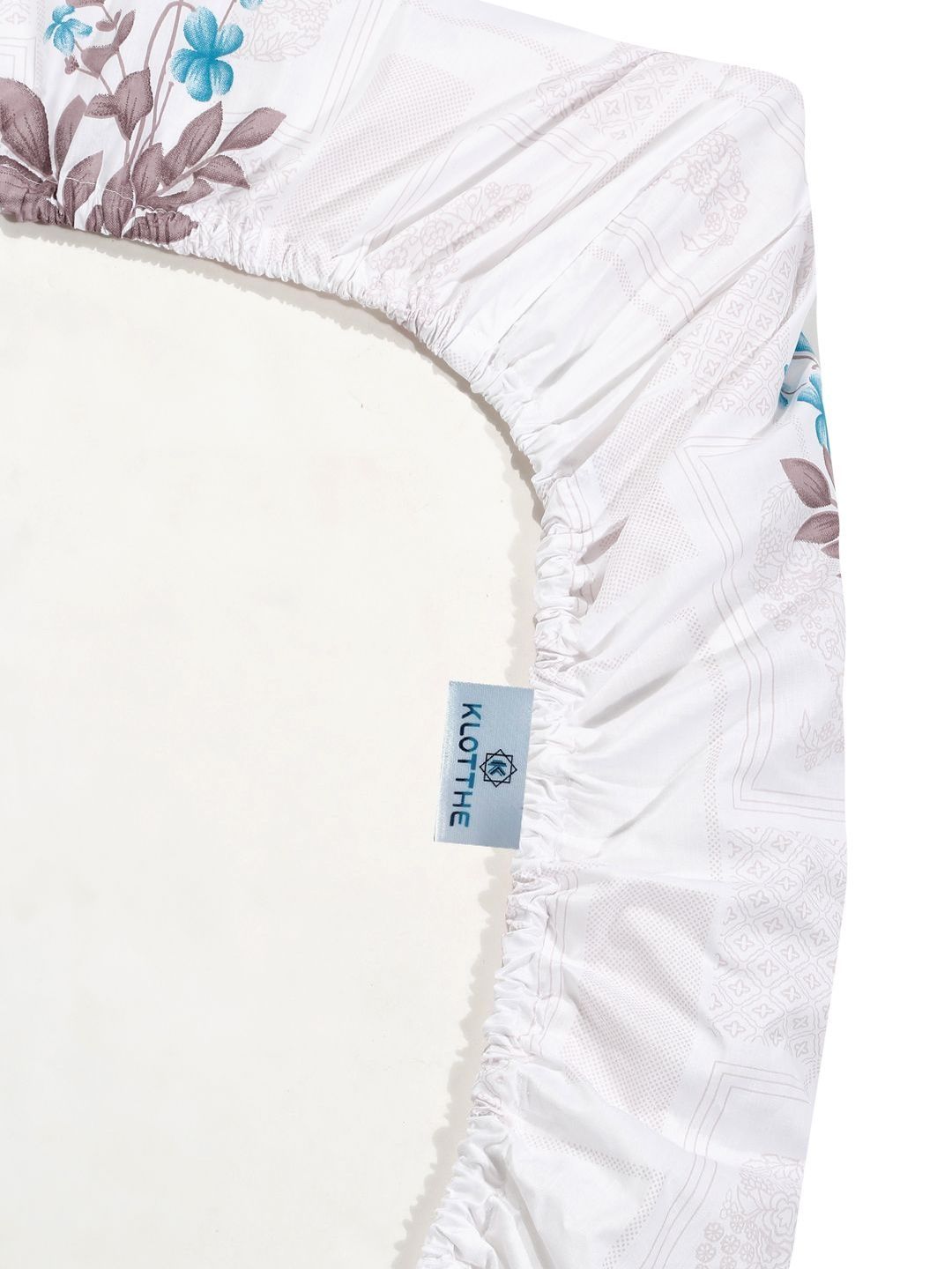 KLOTTHE White Floral Printed Fitted 400 TC Cotton Super King Bedsheet With 2 Pillow Covers