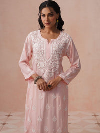 Rumah Wanita Chikankari Motif Etnik Bersulam Kurta Chikankari