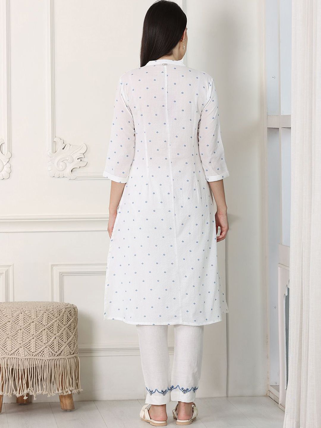 W Women Geometric Sequinned Kurta