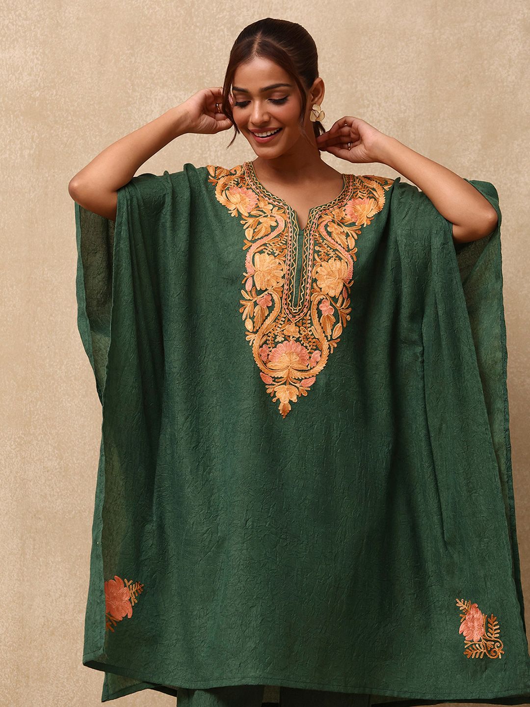 House of Chikankari Women Green Cotton Aari Sulam Set Kaftan