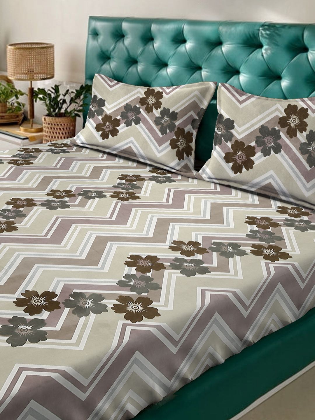 Aura Beige & Brown Floral Printed 300 TC Set Cadar Double King-2.50 m X 2.25 m
