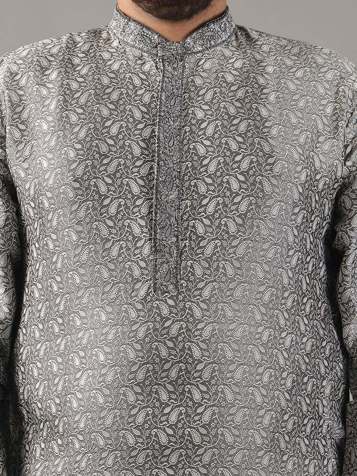 SOJANYA PLUS Plus Size Men Ethnic Motifs Woven Design Straight Kurta With Pyjamas
