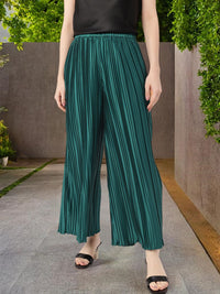 DressBerry Women City Glamour Accordion Pleats Wide Leg Trousers