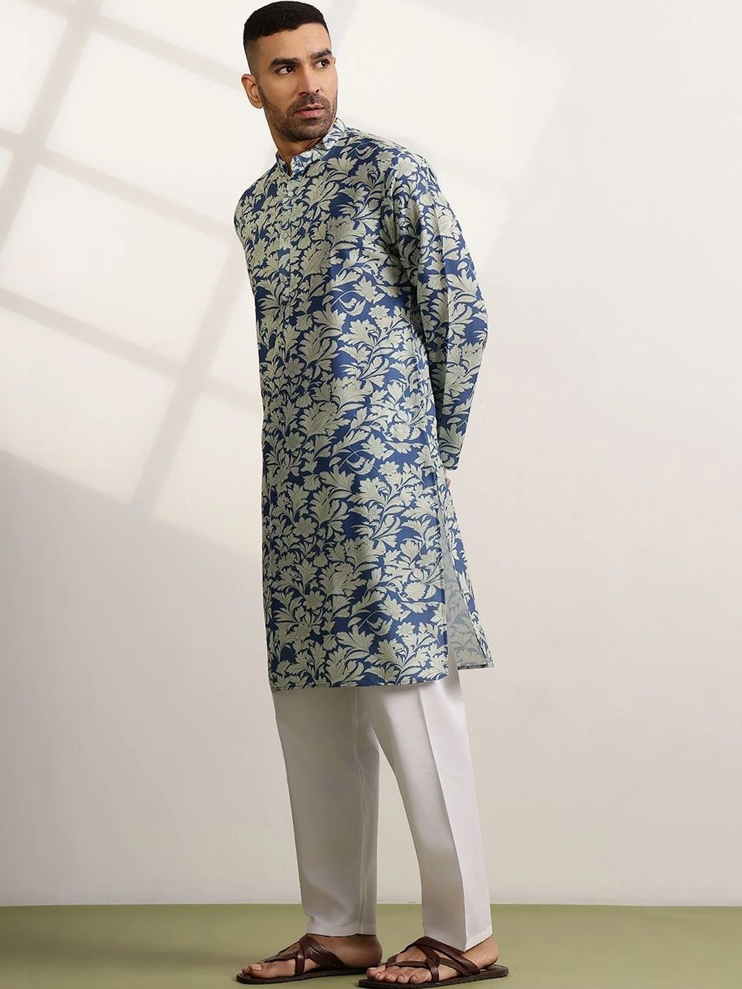 Anouk Men Floral Printed Kurta Biasa dengan Seluar