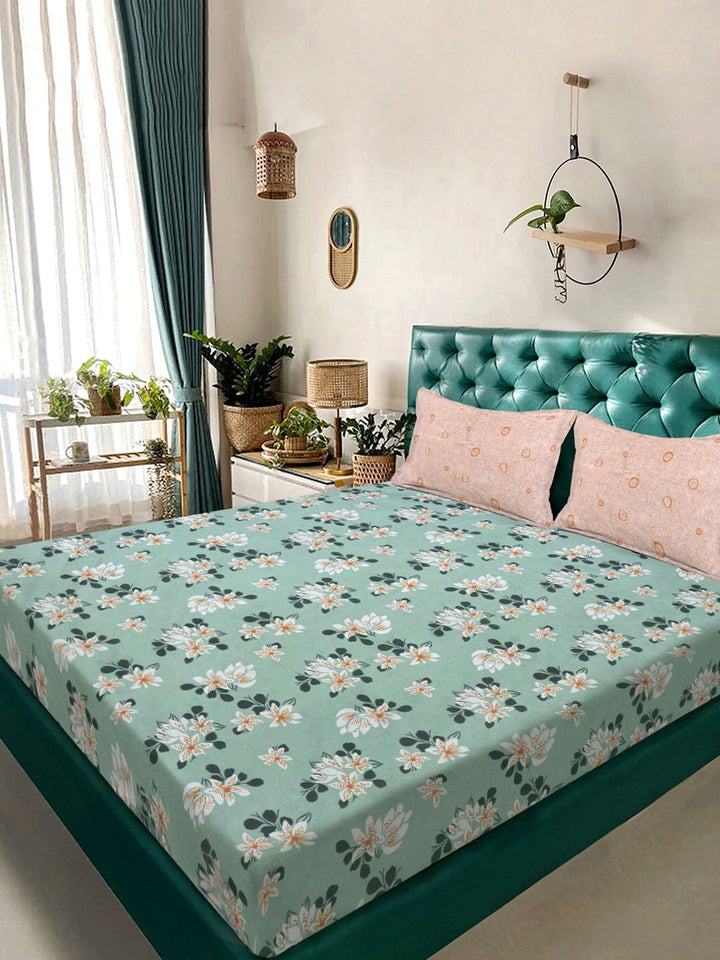 KLOTTHE Green Floral 300 TC Cotton Blend Dilengkapi Cadar Katil Double dengan 2 Sarung Bantal