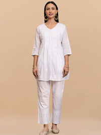HOUSE OF KARI Floral Embroidered V-Neck Chikankari Pure Cotton A-Line Kurti
