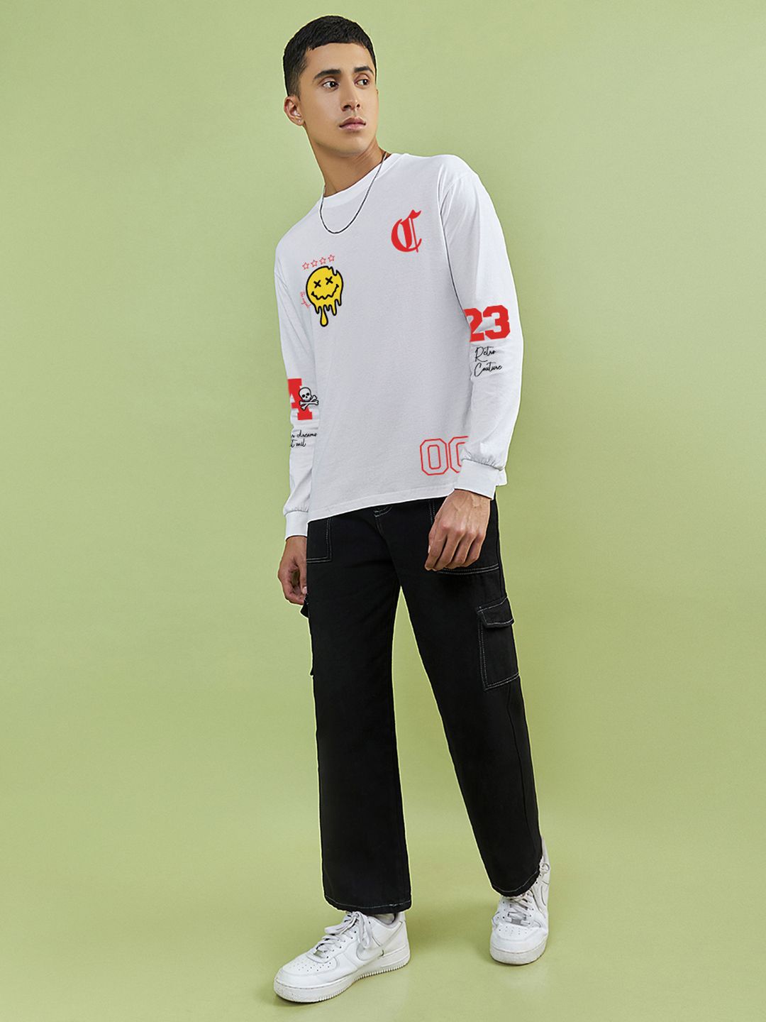 Bewakoof Men Graphic Printed Round Neck Pure Cotton T-Shirt