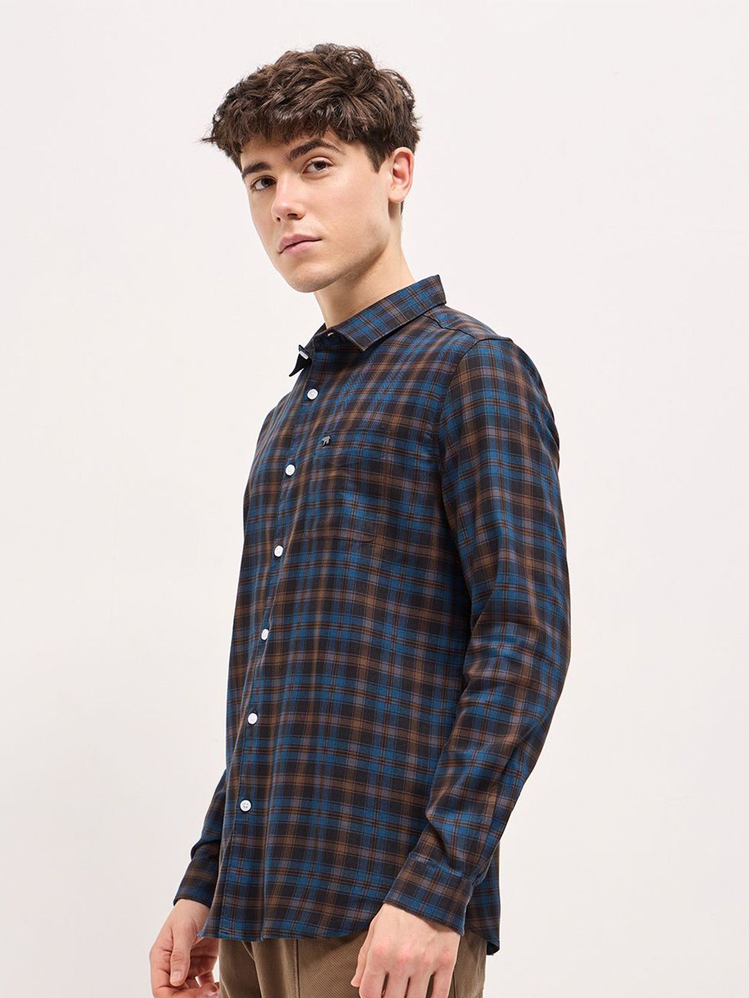 THE BEAR HOUSE Men Spread Collar Tartan Checked Cotton Slim Fit Shirt