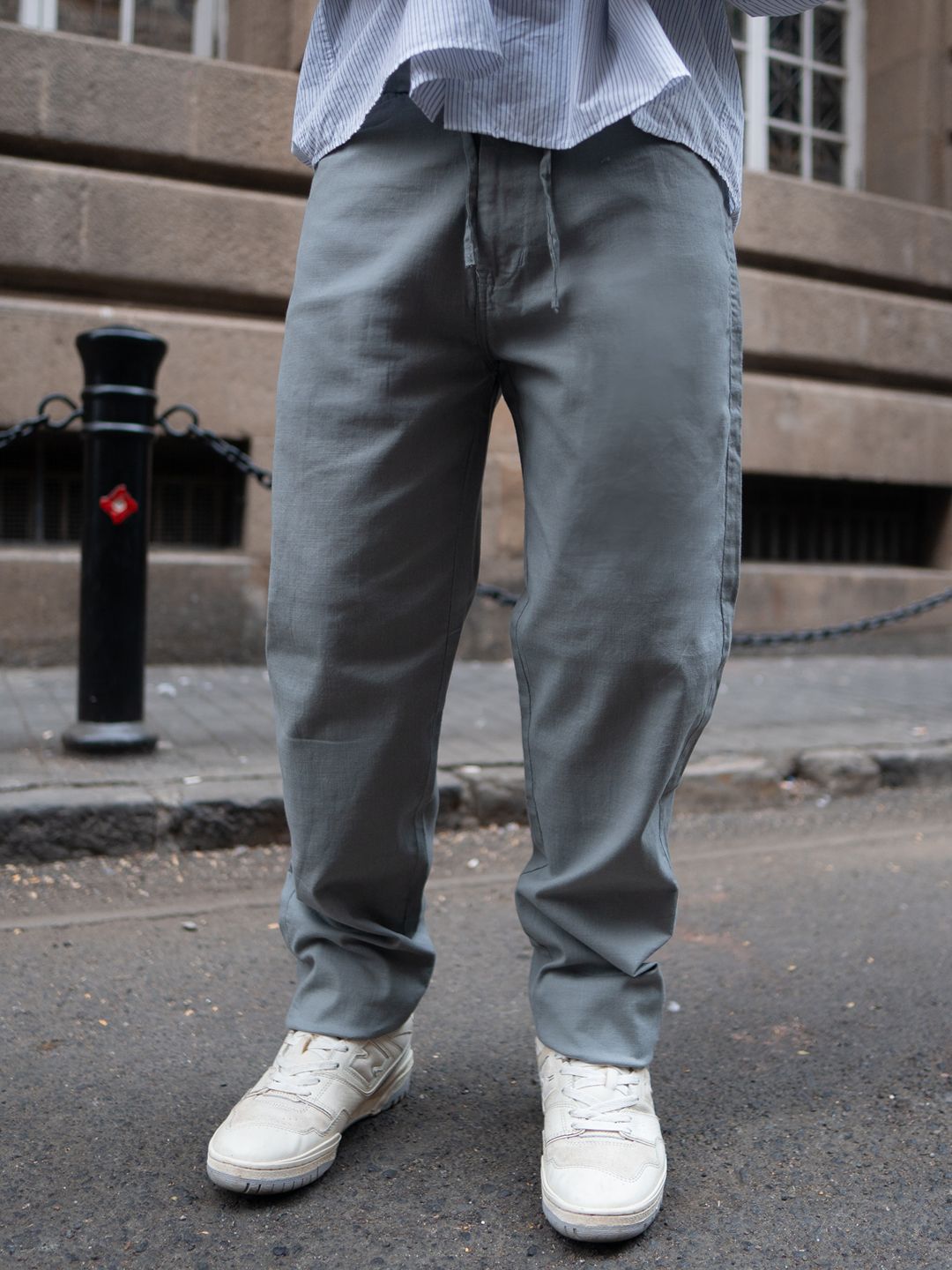 Powerlook Men Regular Fit Mid Rise Linen Trousers