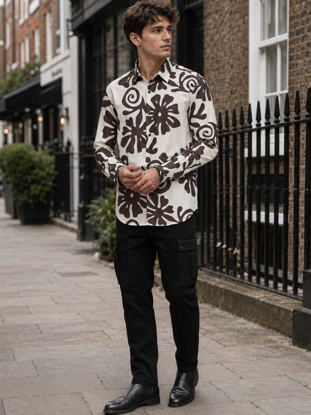 Eszett Floral Printed Long Sleeves Spread Collar Pure Cotton Regular Fit Casual Shirt