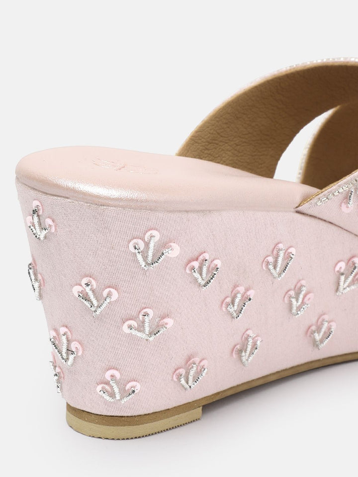 House of Pataudi Embellished Ethnic Wedge Heel Sandals