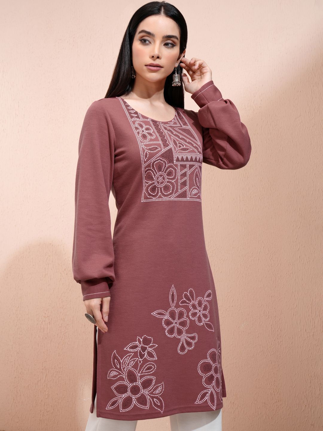 Vishudh Women Floral Printed Round Neck Long Sleeves Regular Straight Kurta