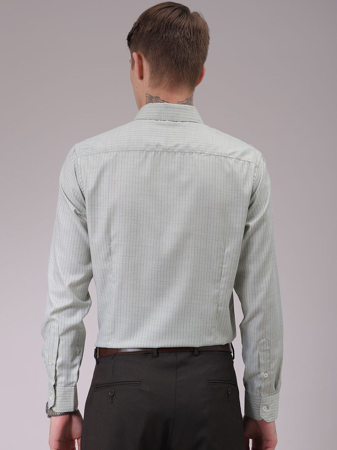 The Indian Garage Co. X Luxe Men Cutaway Collar Vertical Striped Slim Fit Formal Shirt