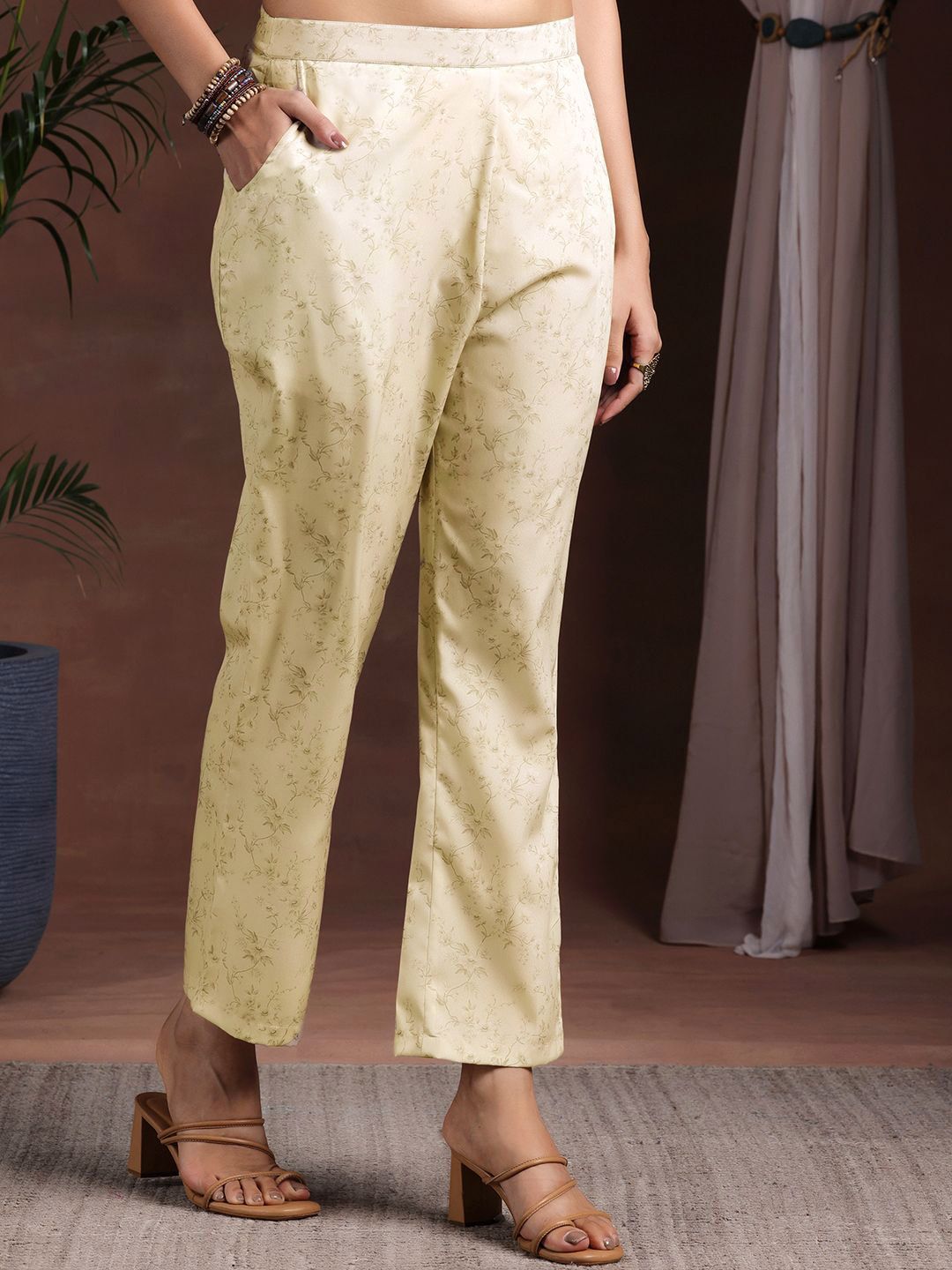 Libas Floral Printed Round Neck Straight Kurta With Trousers & Dupatta