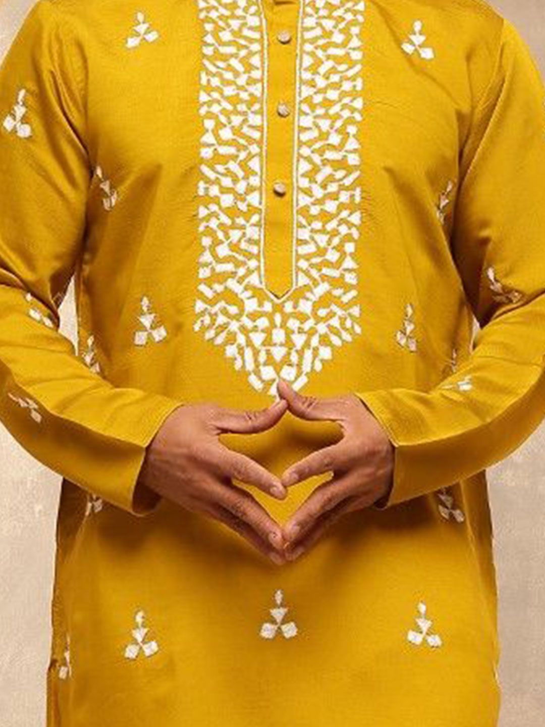 Anouk Geometric Embroidered Band Collar Thread Work Straight Cotton Silk Kurta