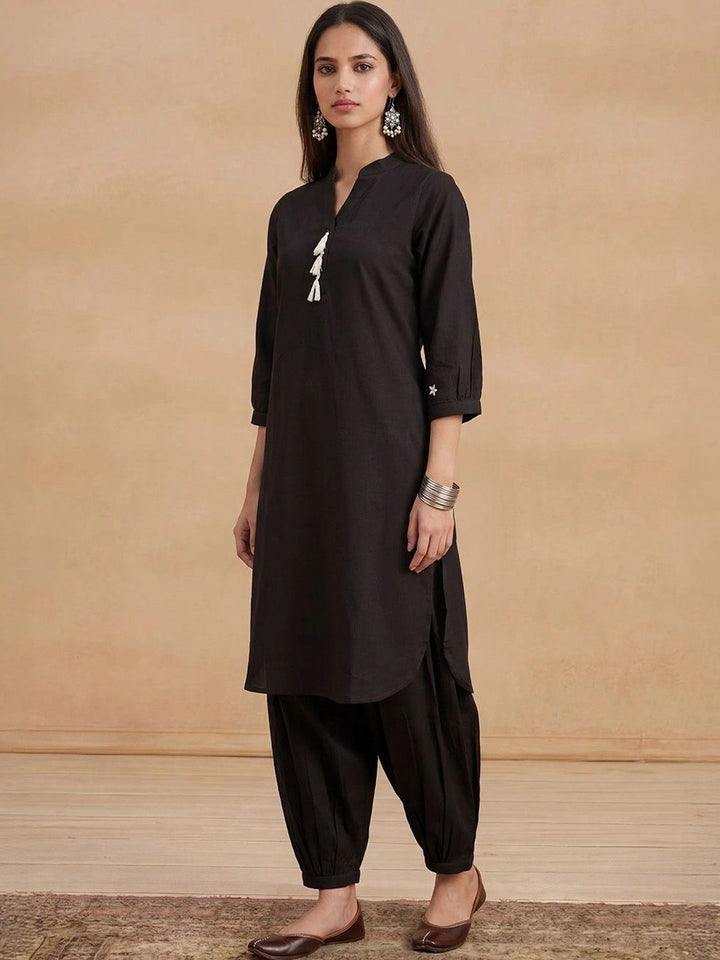 House of Chikankari Women Regular Chikankari Kurta with Trousers