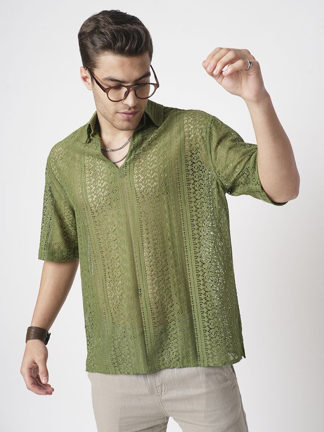 VASTRADO Men Classic Oversized Fit Spread Collar Textured Cotton Casual Shirt