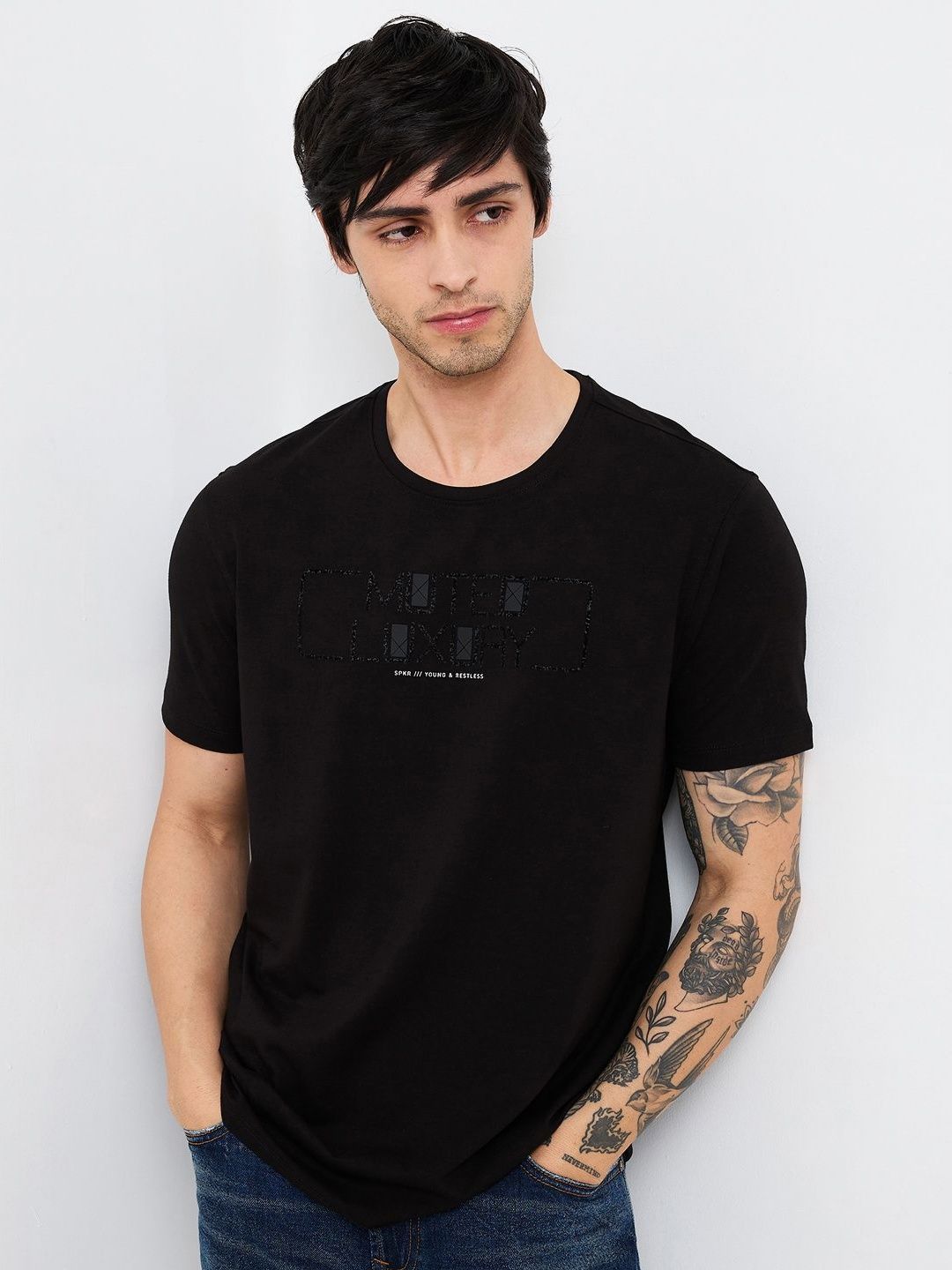 SPYKAR Men Graphic Printed Round Neck Cotton Slim Fit T-shirt