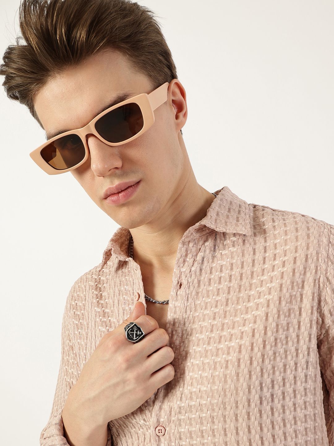 Thomas Scott Men Premium Spread Collar Textured Solid Slim Fit Casual Shirt