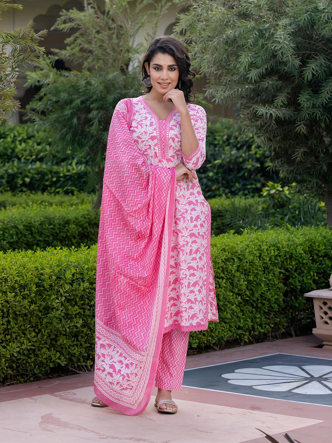 KALINI Women Floral Printed Regular Pure Cotton Kurta with Trousers & With Dupatta
