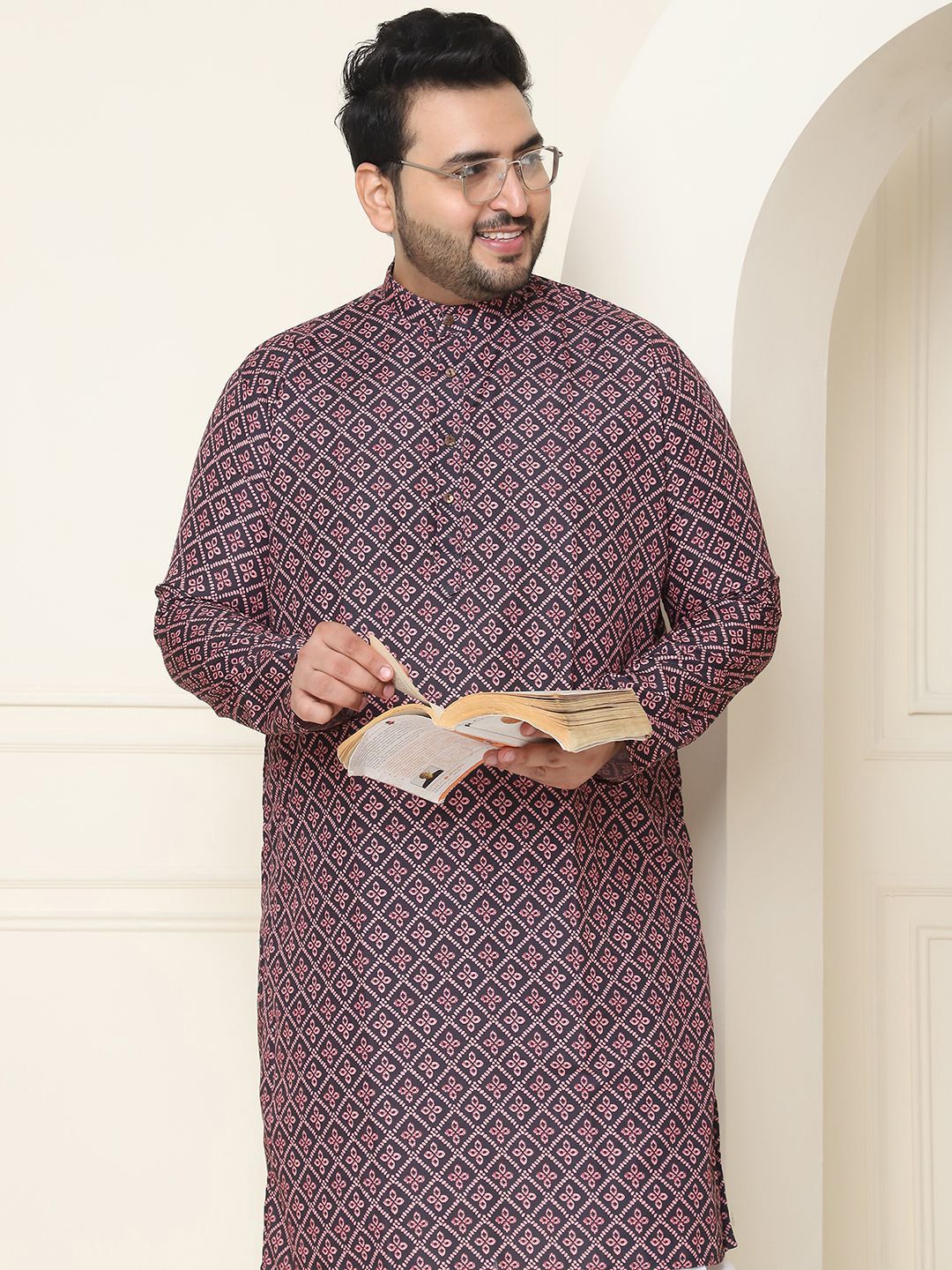 SOJANYA PLUS Ethnic Motifs Band Collar Straight Kurta With Pajamas