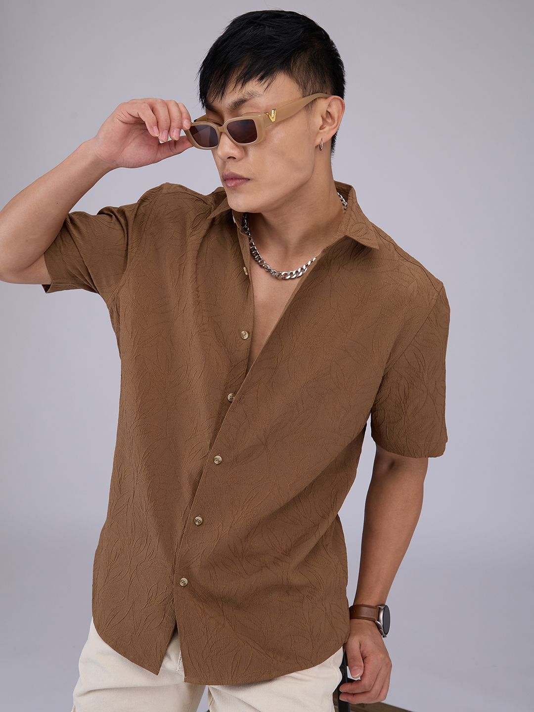 VASTRADO Men Classic Cutaway Collar Textured Slim Fit Casual Shirt