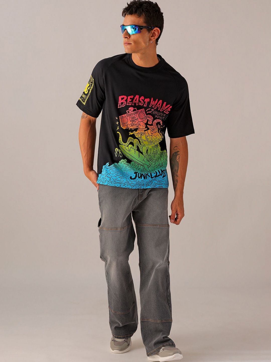 The Indian Garage Co Men Graphic Printed Round Neck Cotton Oversized T-Shirt