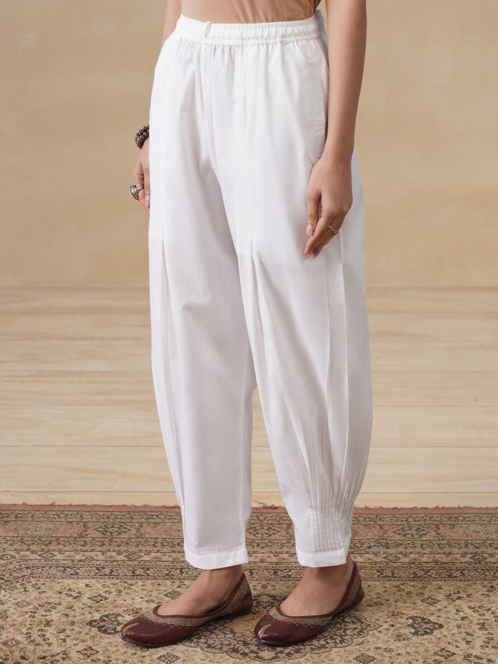 House of Chikankari Women White Cotton Solid Pant