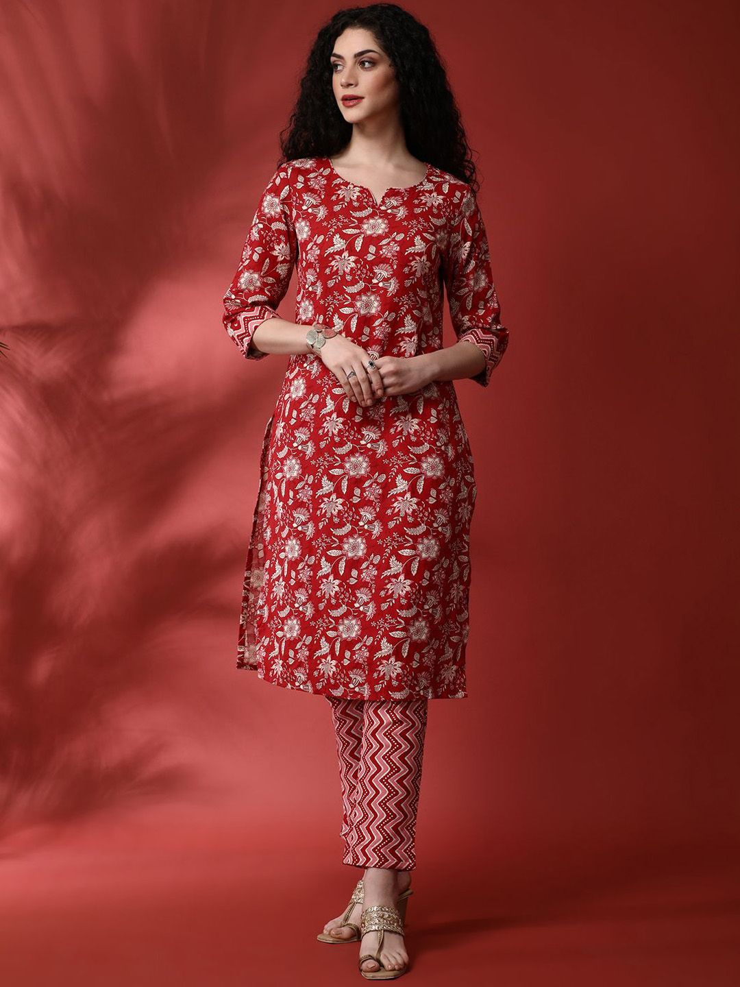 Anouk Floral Printed Round Notch Neck Straight Kurta With Trousers & Dupatta