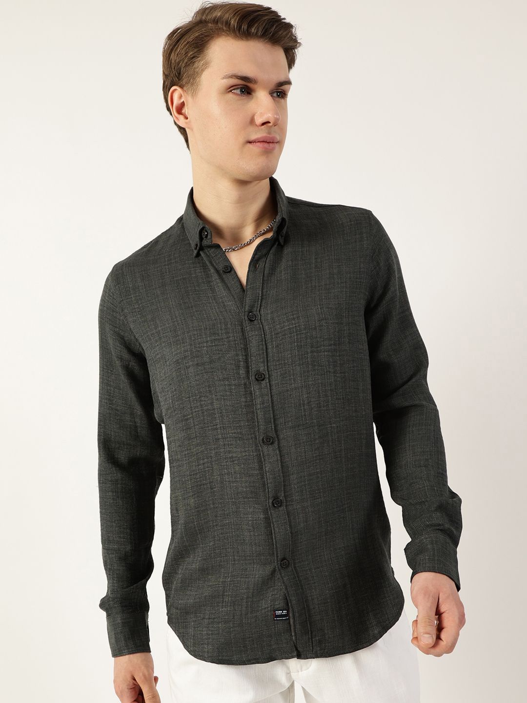 Thomas Scott Men Classic Button-Down Collar Solid Slim Fit Casual Shirt