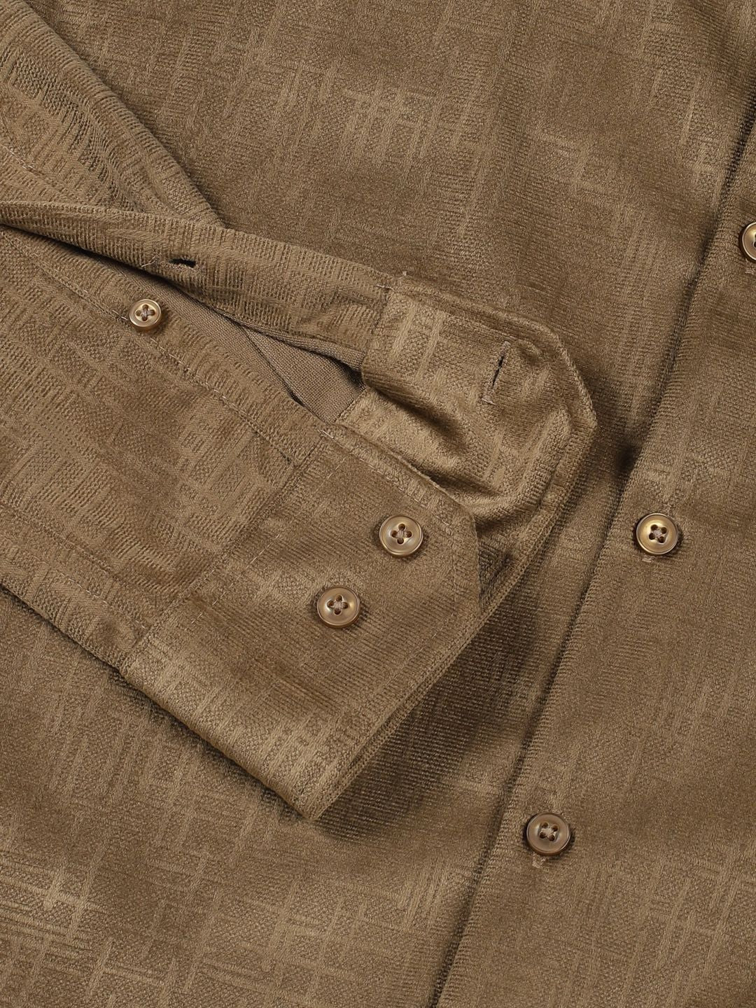 Thomas Scott Men Premium Spread Collar Textured Slim Fit Casual Shirt