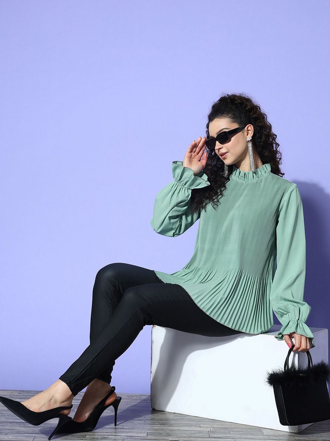 Berrylush Bishop Sleeves Ruffles Top