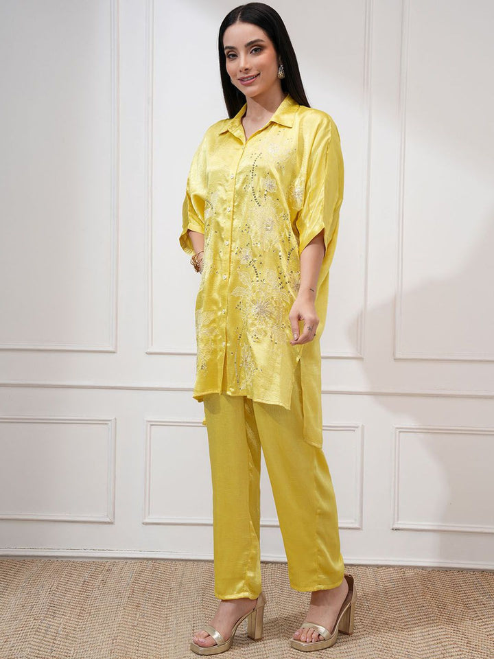 Vishudh Women Lime Embroidered Tunic with Regular Pants Co-Ord Set