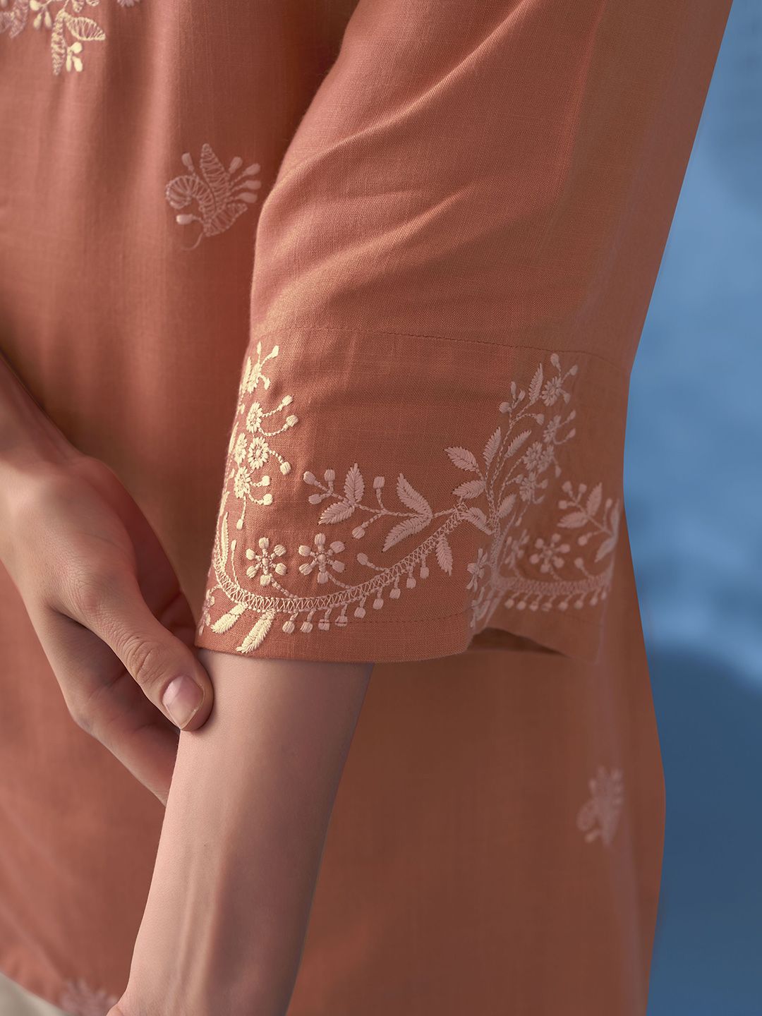 Anouk Floral Embroidered Notch Neck Straight Kurti