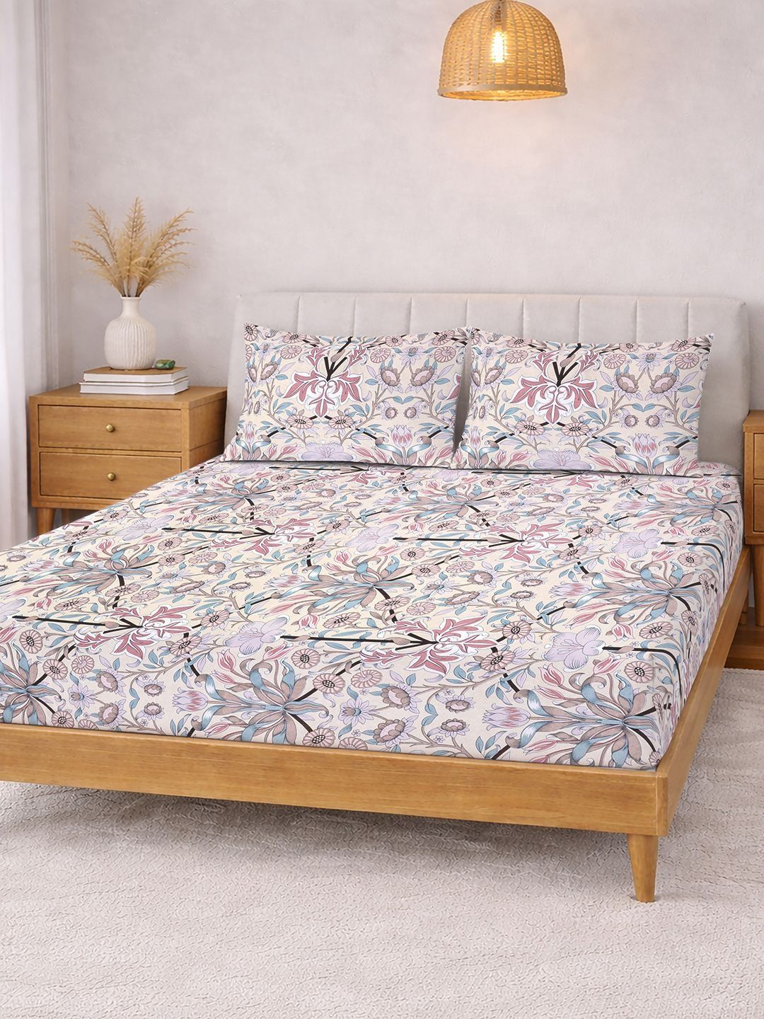 Myntra Elegant Homes Multicoloured Floral 300 TC Bedsheet with 2 Pillow Covers