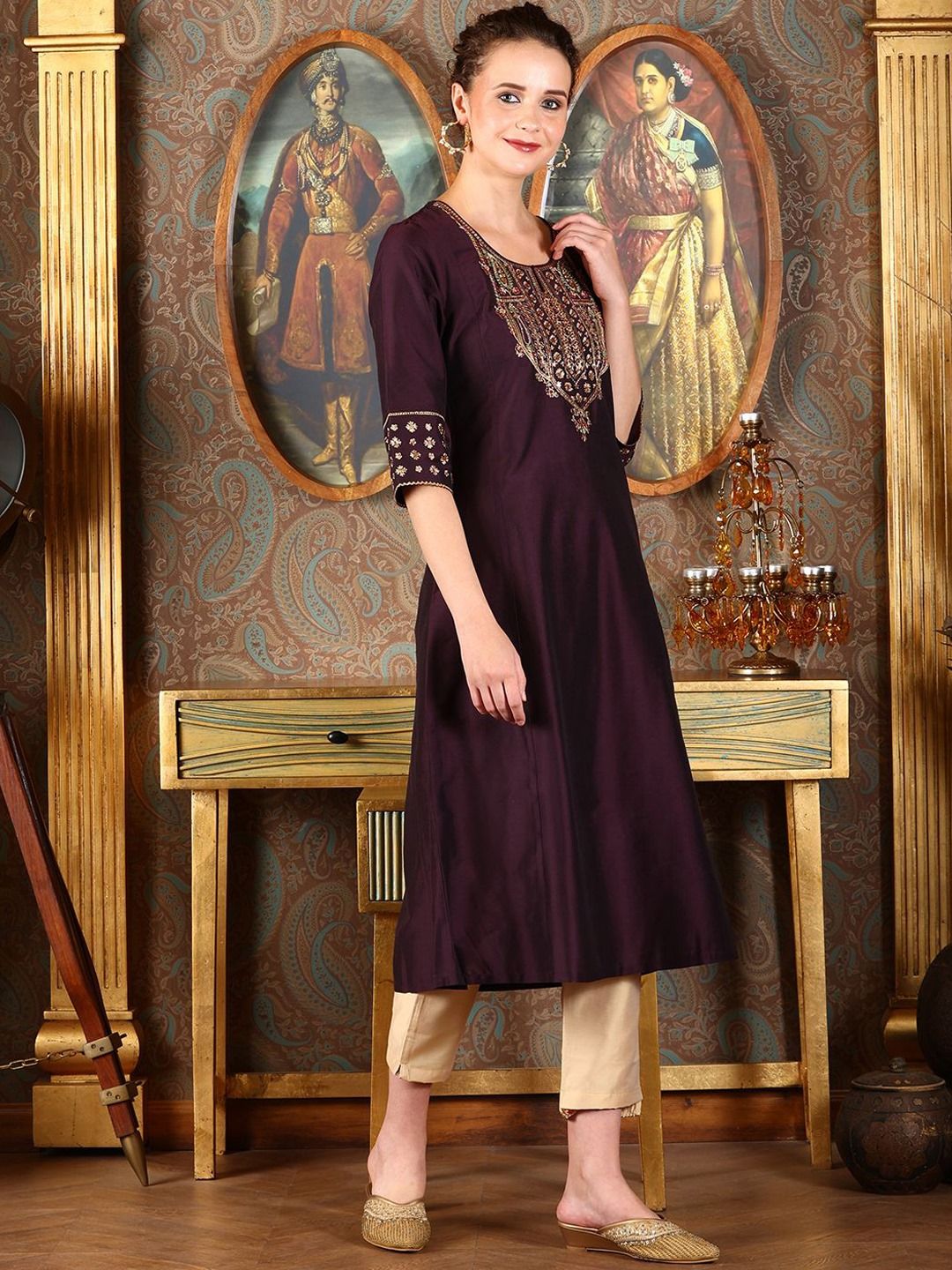 W Women Ethnic Motifs Embroidered Flared Sleeves Kurta