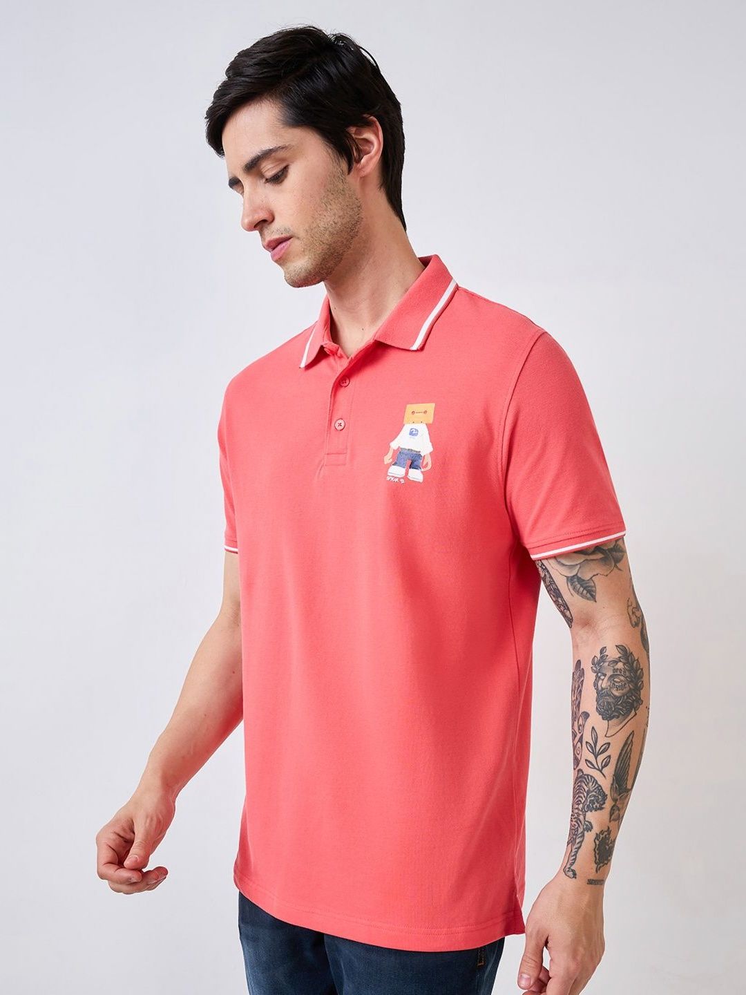 SPYKAR Men Graphic Printed Slim Fit Cotton T-shirt