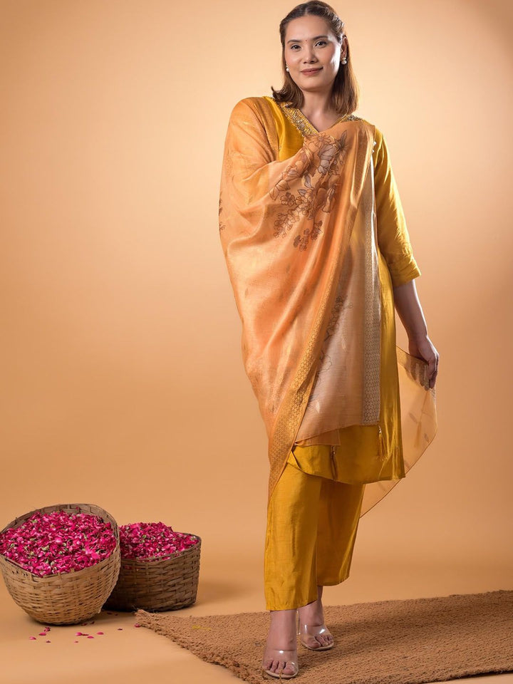 Mamicha Women Floral Embroidered Beads and Stones Pure Cotton Kurta with Trouser & Dupatta