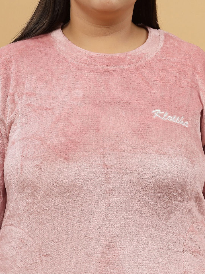 Klotthe wanita plus saman malam bulu