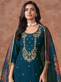 Varanga Women Floral Embroidered Regular Thread Work Kurta with Trousers & With Dupatta